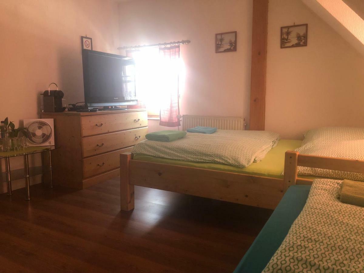 Zirndorf Gaestehaus Bagian luar foto